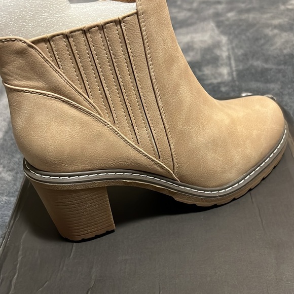 Brand new Corkys pecan pie healed bootie - Picture 4 of 5